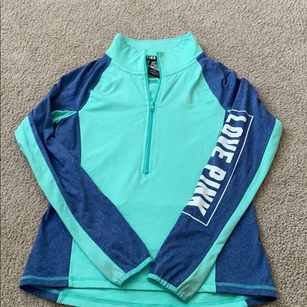 Vs athletic shirt
